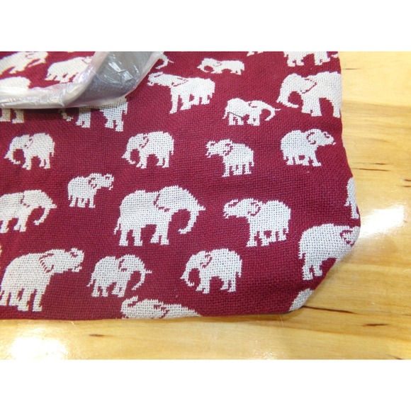 Thirty One Reversible Tote Safari Weave Elephants Maroon / Burgandy‎ NWT - Picture 5 of 5